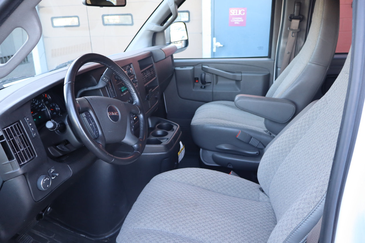 Used 2023 GMC Savana 3500 LS image 7