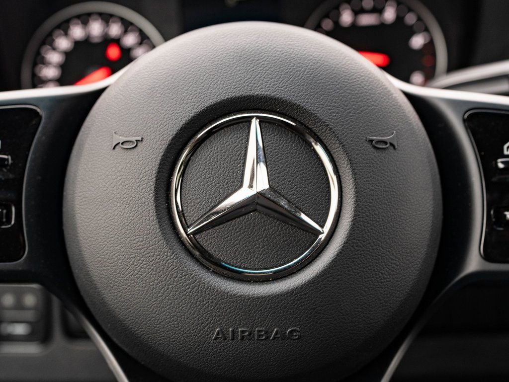 Used 2023 Mercedes-Benz Sprinter 2500 image 28