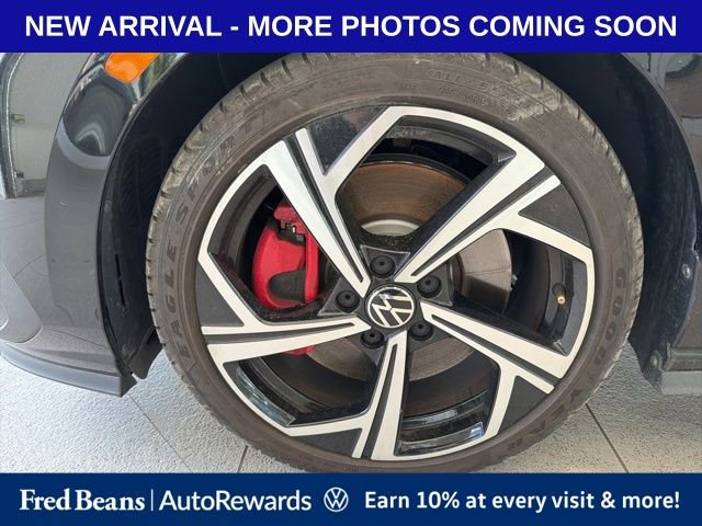 Used 2024 Volkswagen GTI SE FWD image 13