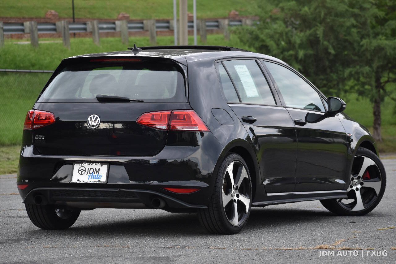 Used 2015 Volkswagen GTI SE FWD image 5