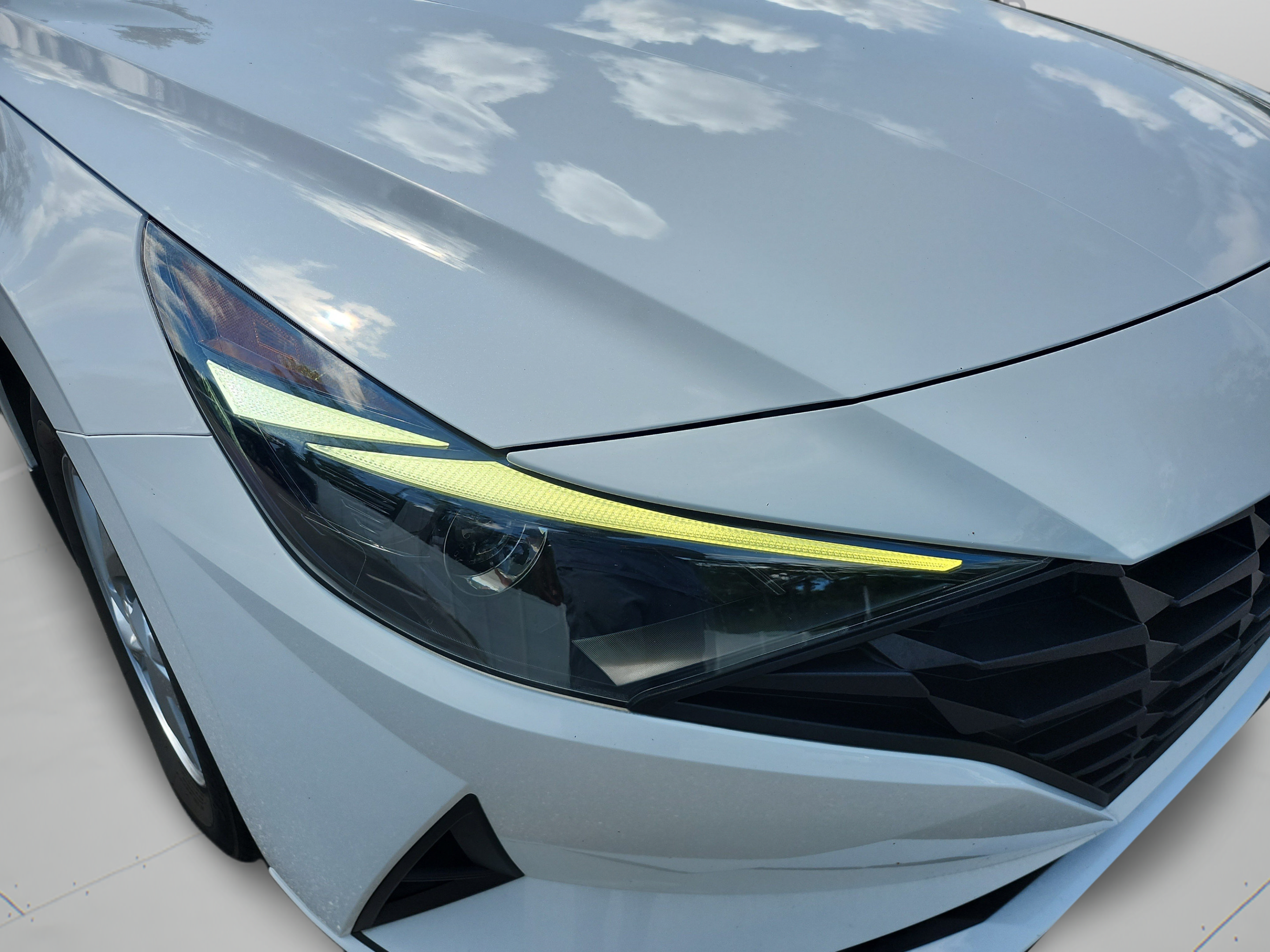 Certified 2023 Hyundai Elantra SE w/ Cargo Package FWD image 27