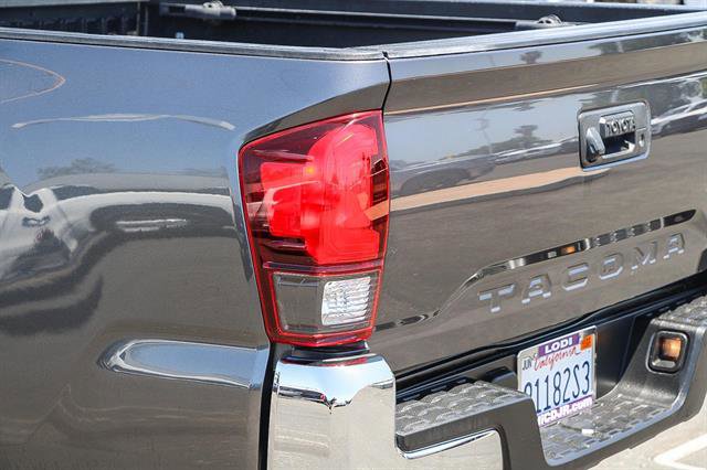 Used 2022 Toyota Tacoma SR5 image 11