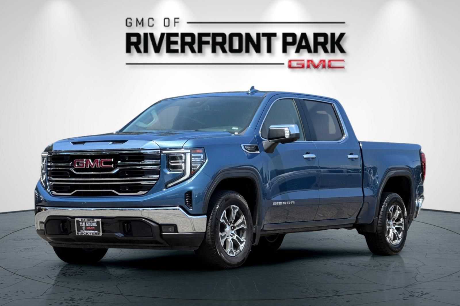 Used 2024 GMC Sierra 1500 SLT RWD image 8
