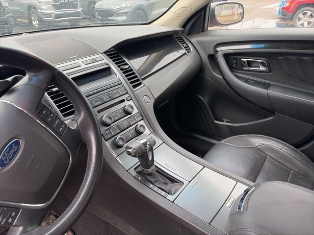 Used 2010 Ford Taurus Limited image 4