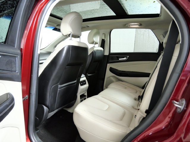 Certified 2019 Ford Edge Titanium FWD image 14