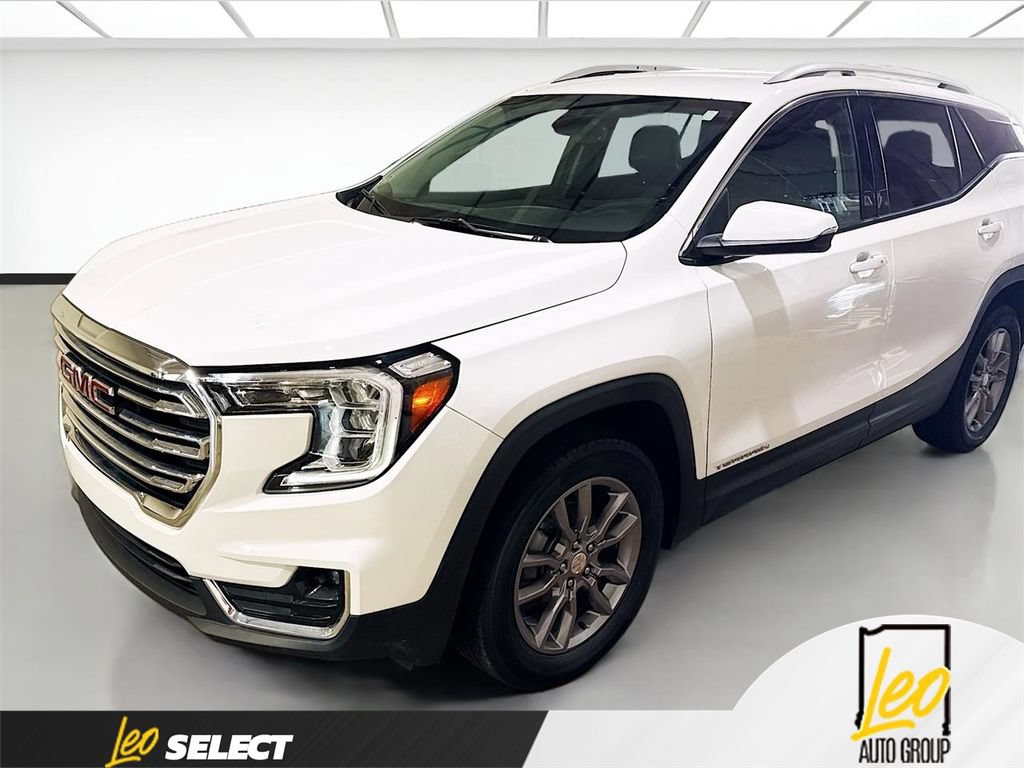 Used 2024 GMC Terrain SLT w/ LPO, Floor Liner Package
