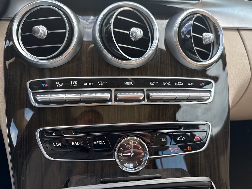 Used 2016 Mercedes-Benz C 300 4MATIC Sedan image 31