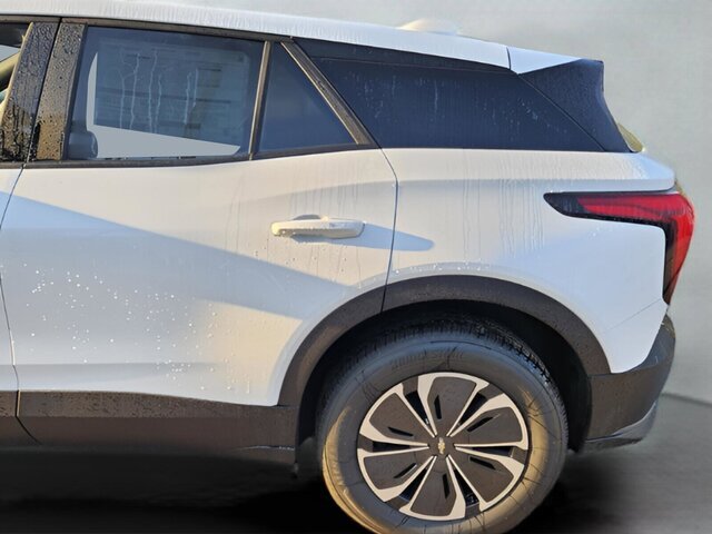 New 2025 Chevrolet Blazer EV LT AWD/4WD image 31