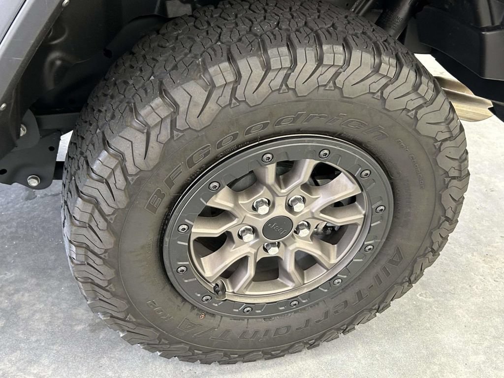 Used 2023 Jeep Wrangler Unlimited Rubicon 392 w/ Trailer Tow Package AWD/4WD image 13