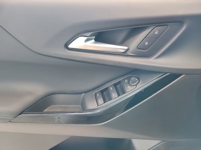 New 2026 Chevrolet Equinox LT image 8