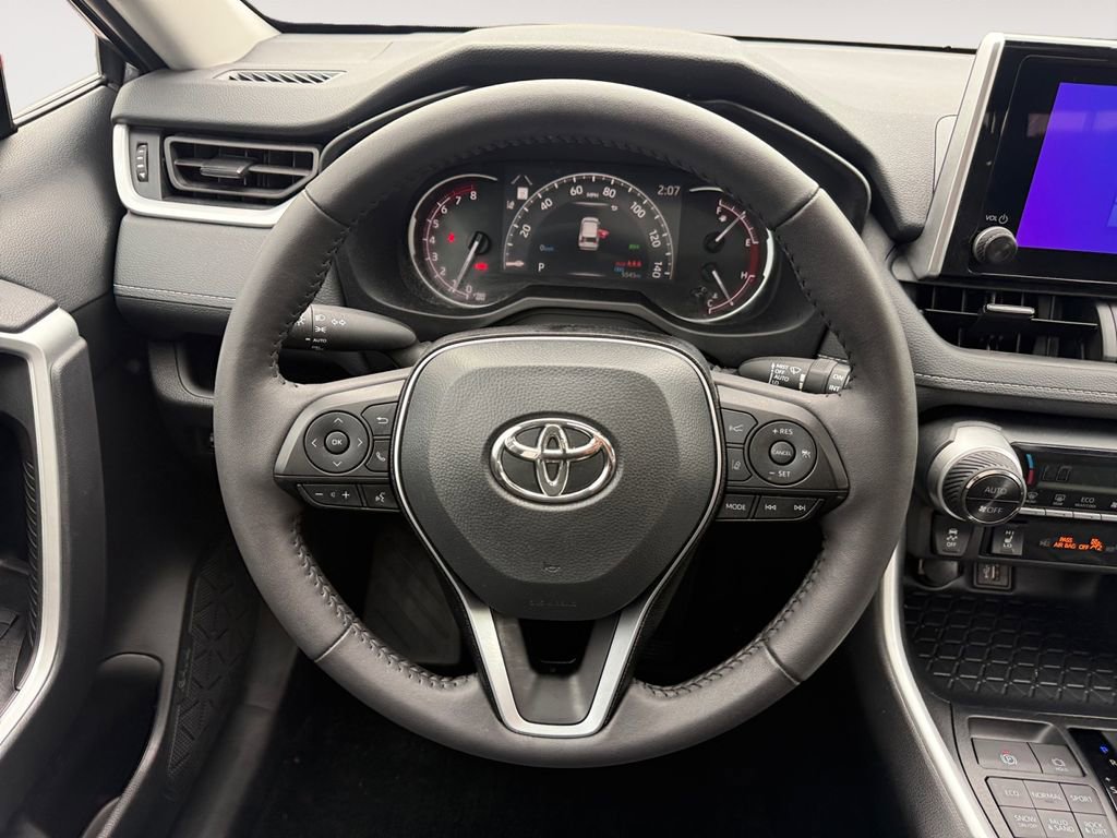 Certified 2025 Toyota RAV4 XLE w/ Convenience Package AWD/4WD image 12