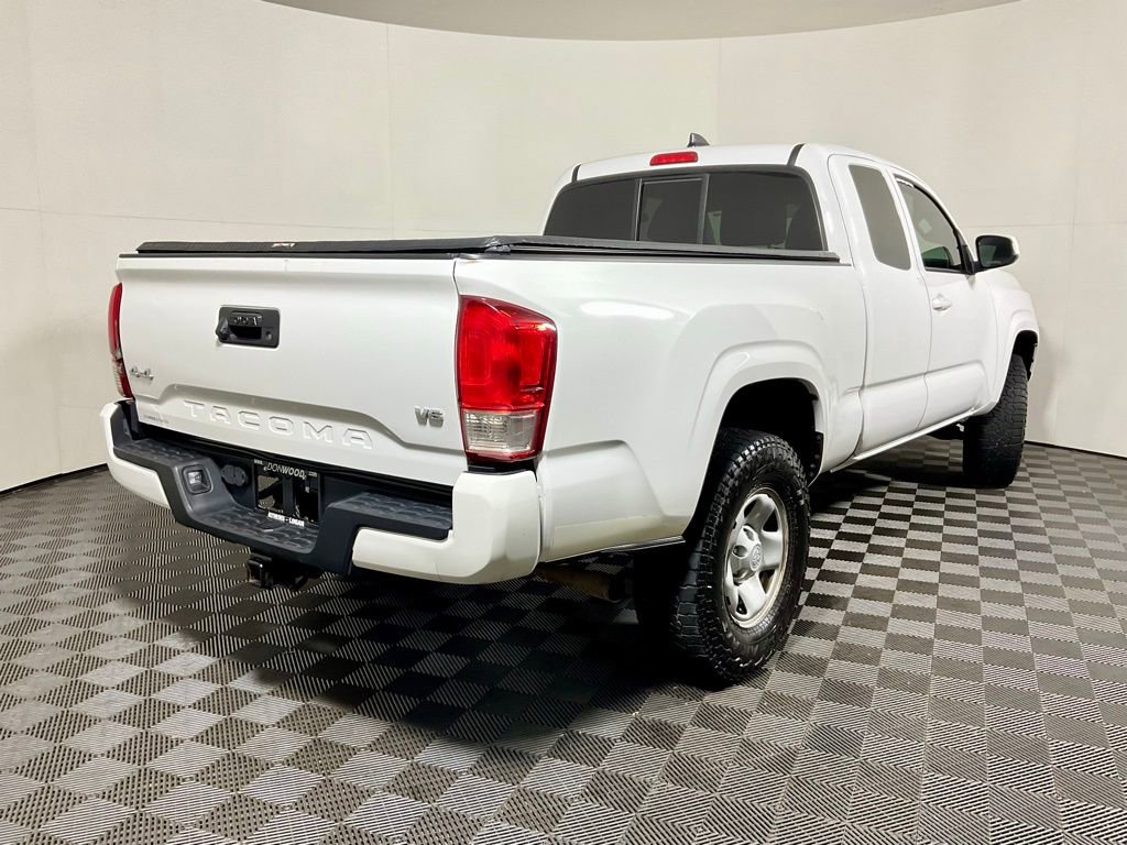 Used 2020 Toyota Tacoma SR image 13