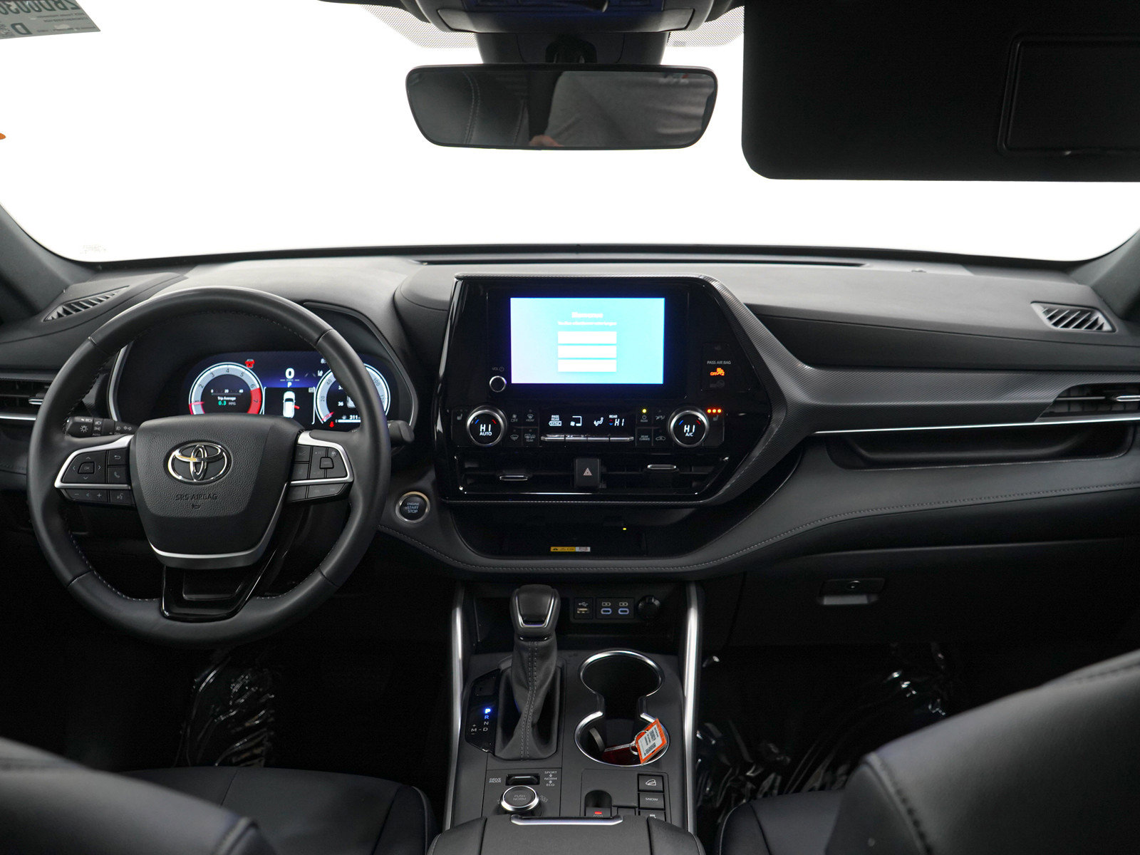 Used 2025 Toyota Highlander XSE image 14