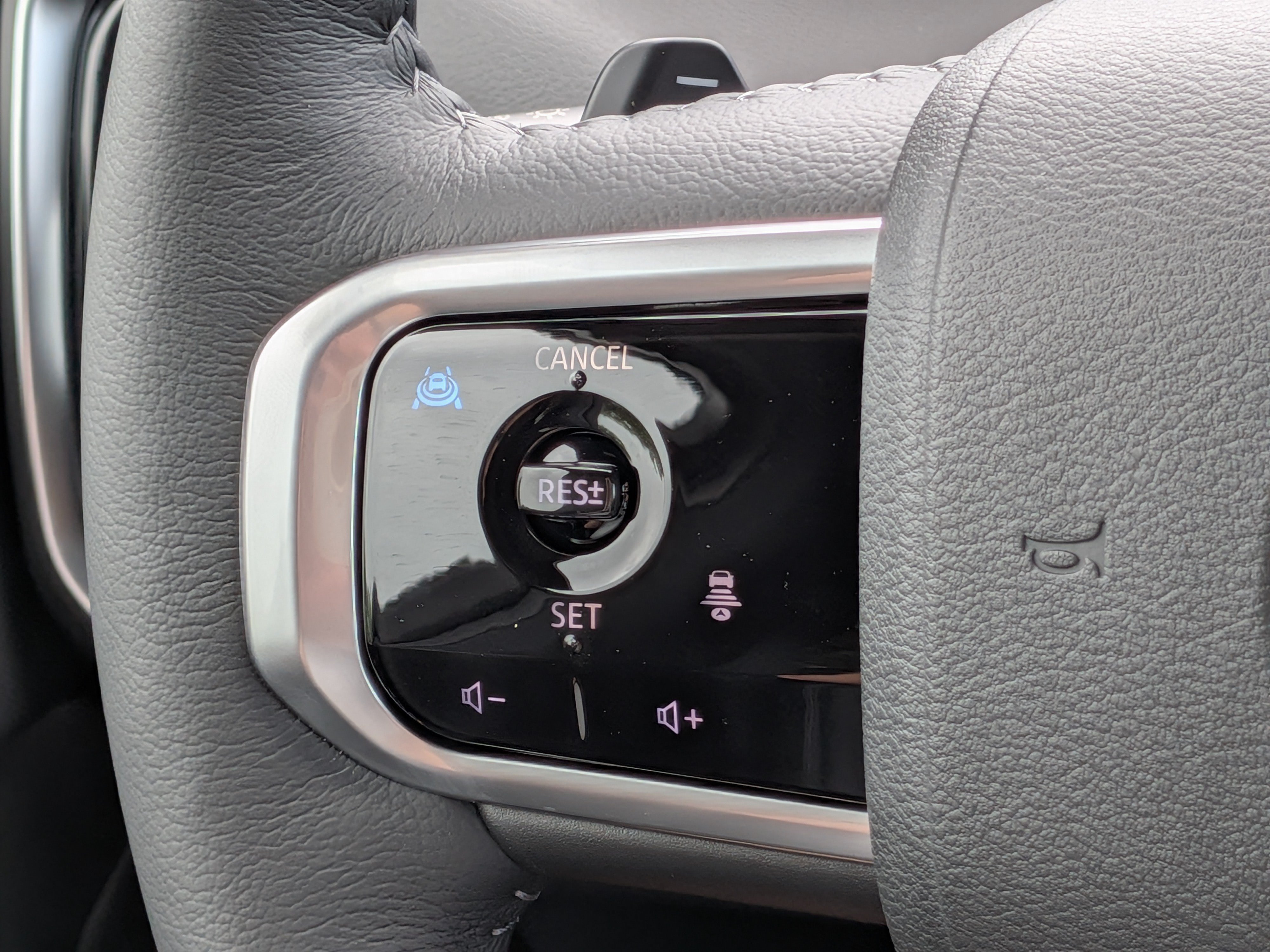 New 2026 Nissan Armada SL w/ Captain's Chari Seat Package RWD image 26