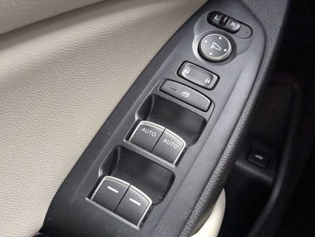 Used 2020 Honda Accord EX-L image 18