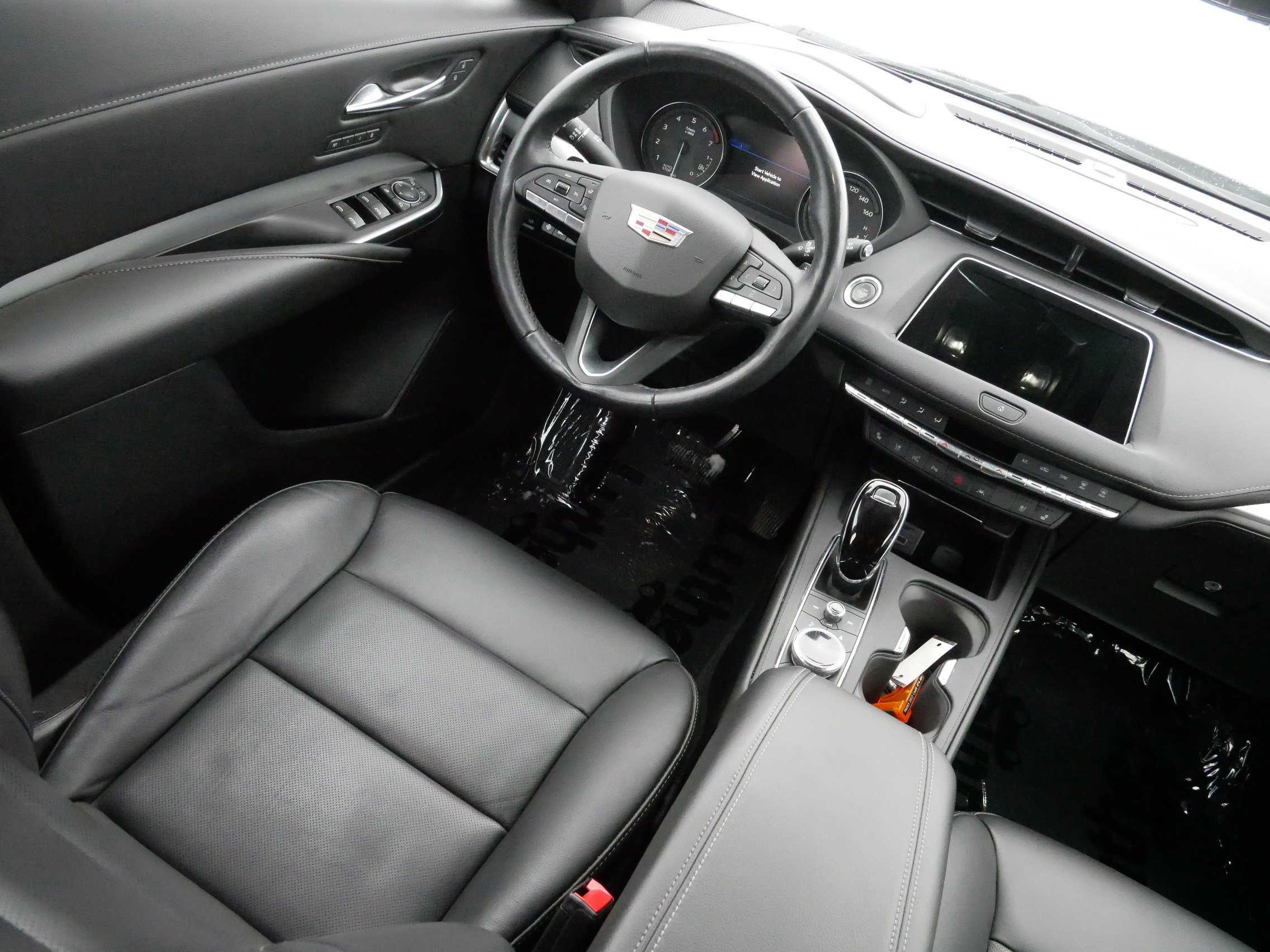 Certified 2022 Cadillac XT4 Premium Luxury w/ Technology Package image 10