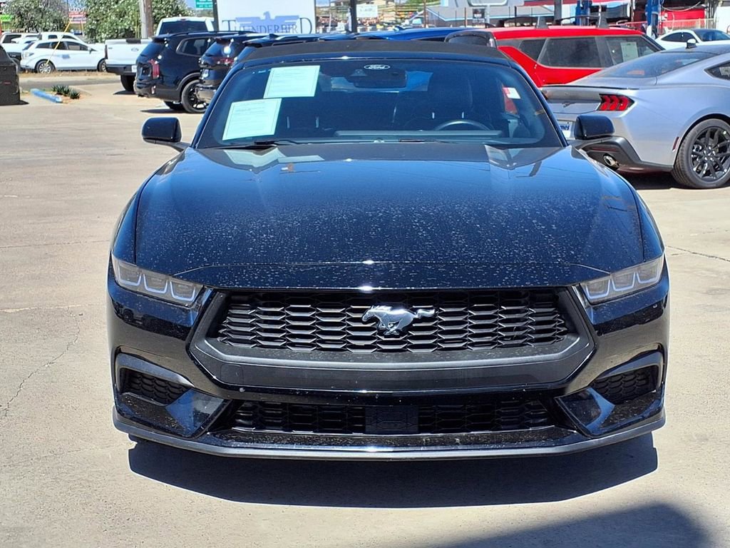 Used 2025 Ford Mustang Premium image 2