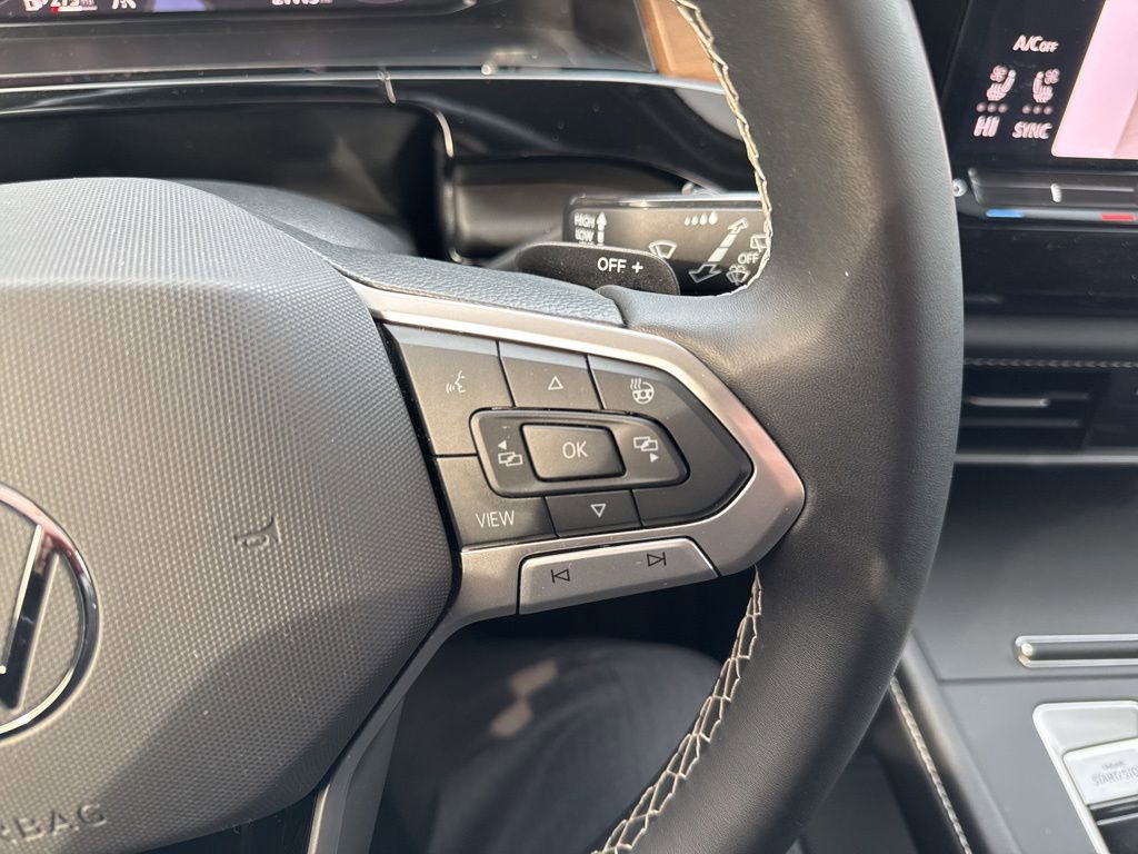 Used 2024 Volkswagen Atlas SE image 20