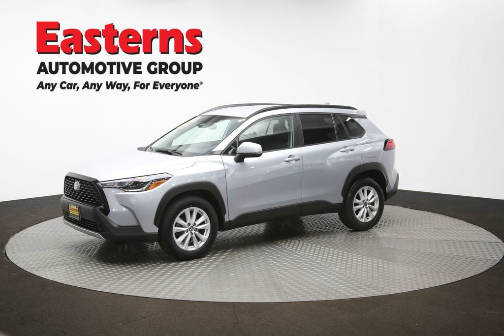 Used 2024 Toyota Corolla Cross LE image 56