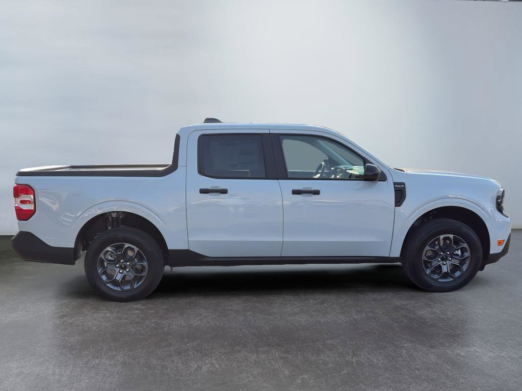 New 2025 Ford Maverick XLT w/ XLT Luxury Package image 6