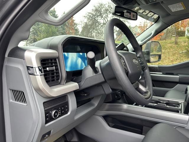 New 2026 Ford F250 XLT w/ XLT Premium Package image 13