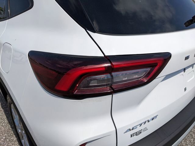 Used 2025 Ford Escape Active image 10
