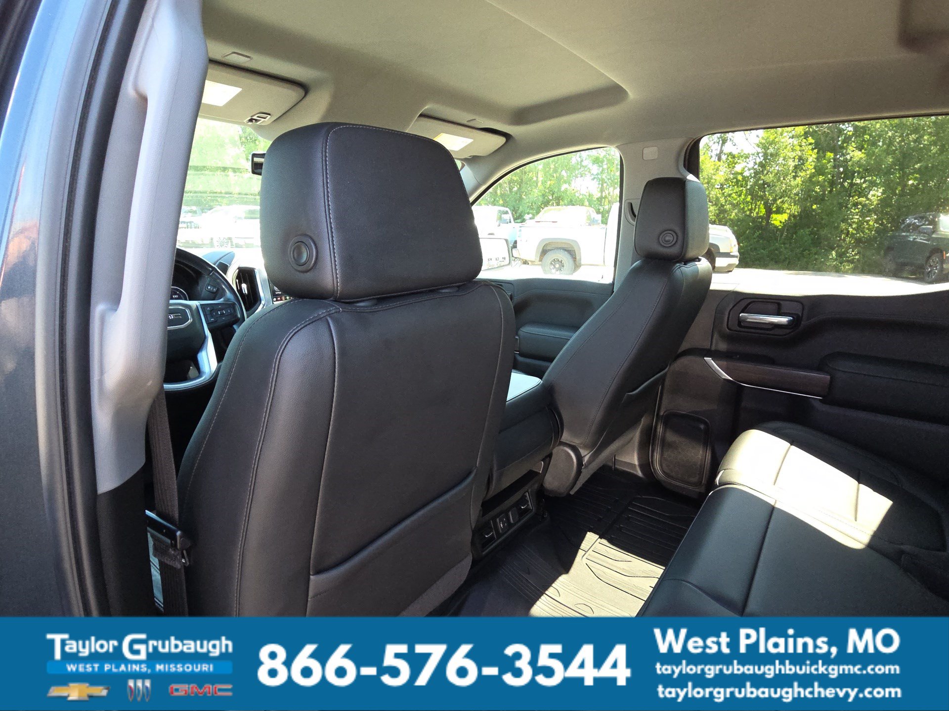 Used 2020 GMC Sierra 1500 SLT AWD/4WD image 29