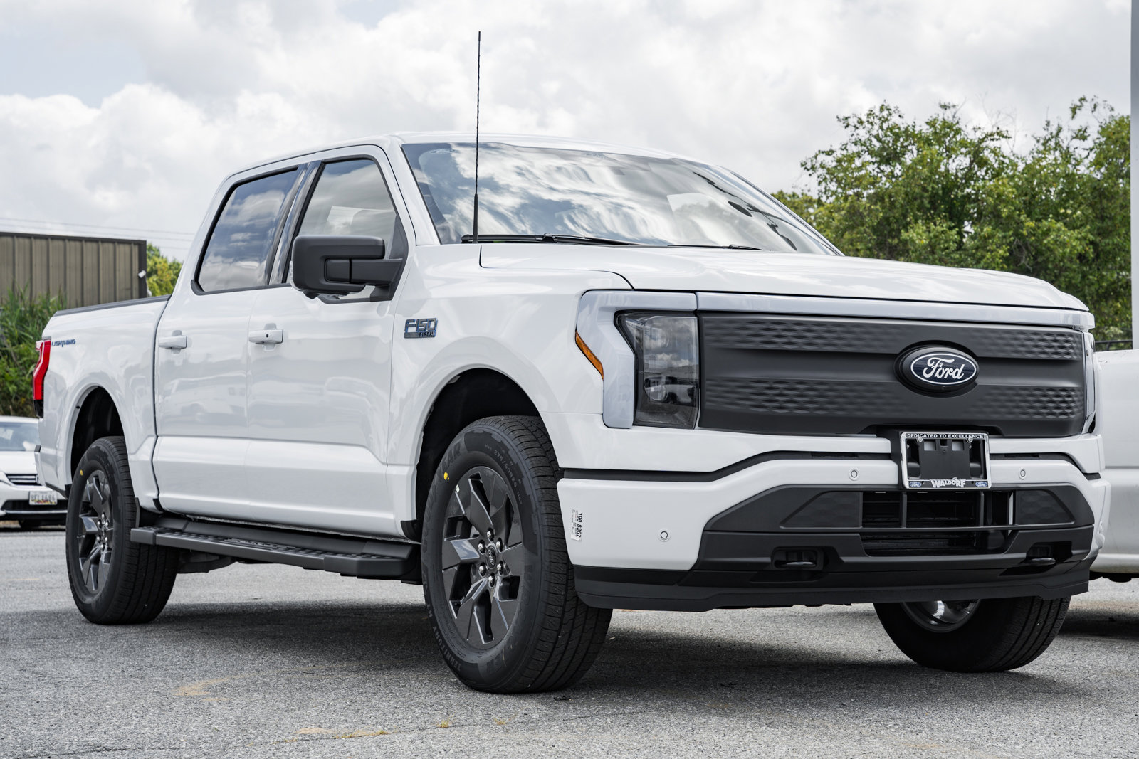 New 2025 Ford F150 Lightning Flash