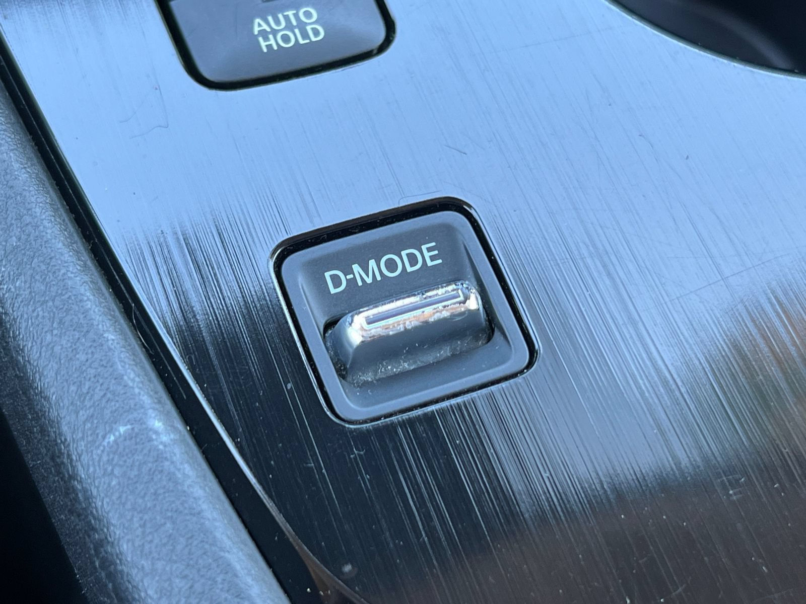 Used 2024 Nissan Rogue SV FWD image 27