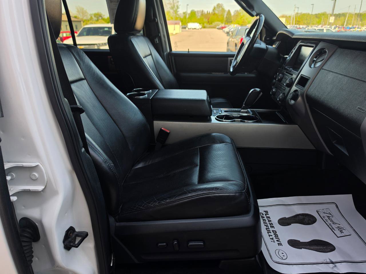Used 2015 Ford Expedition Limited w/ Equipment Group 301A AWD/4WD image 14