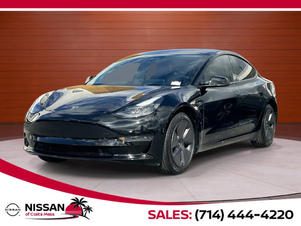 Used 2023 Tesla Model 3 Standard Range RWD image 1