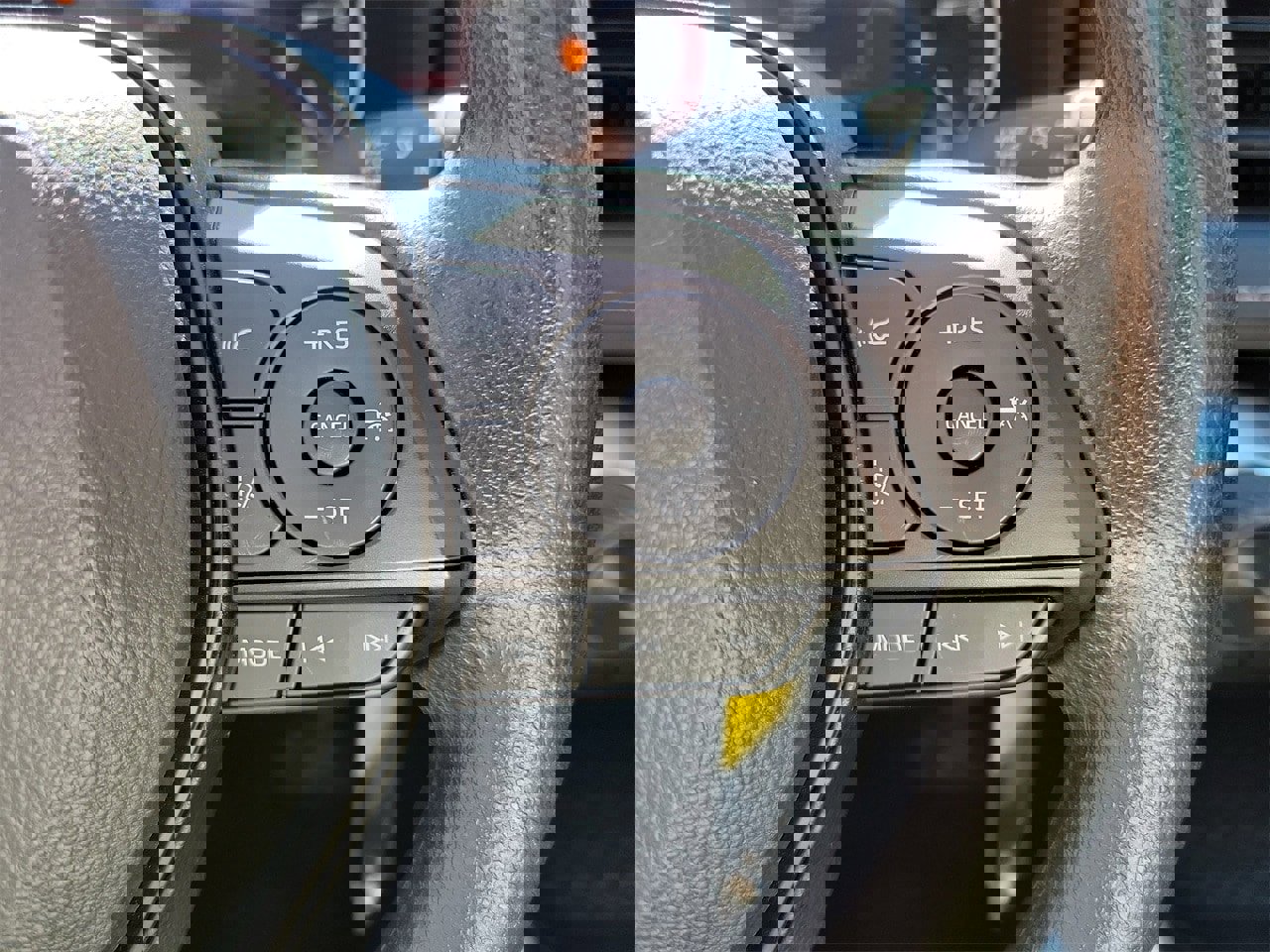 Used 2025 Toyota RAV4 LE image 20