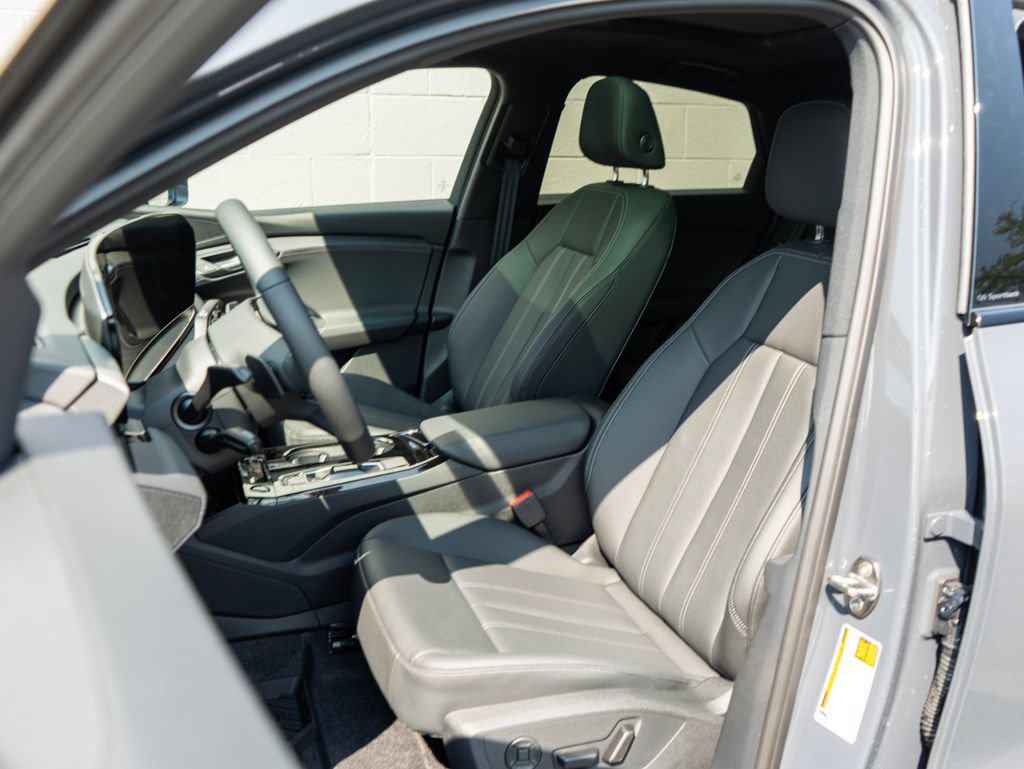 New 2027 Audi Q6 e-tron Premium AWD/4WD image 8