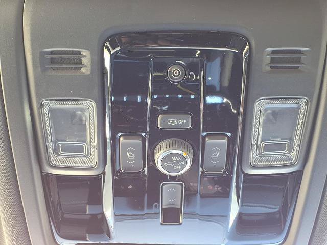New 2026 GMC Yukon Elevation RWD image 17