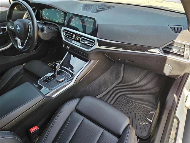 Used 2022 BMW 330e w/ Premium Package image 23