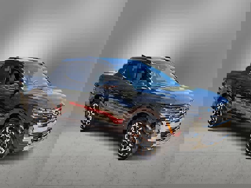 New 2025 Hyundai Santa Cruz Limited image 2