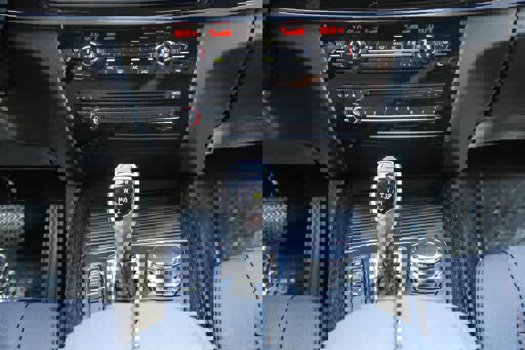 Used 2018 BMW X5 sDrive35i w/ M Sport Package image 14