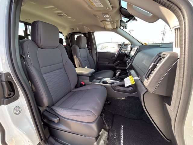 New 2027 Nissan Frontier S w/ Tow Package AWD/4WD image 30
