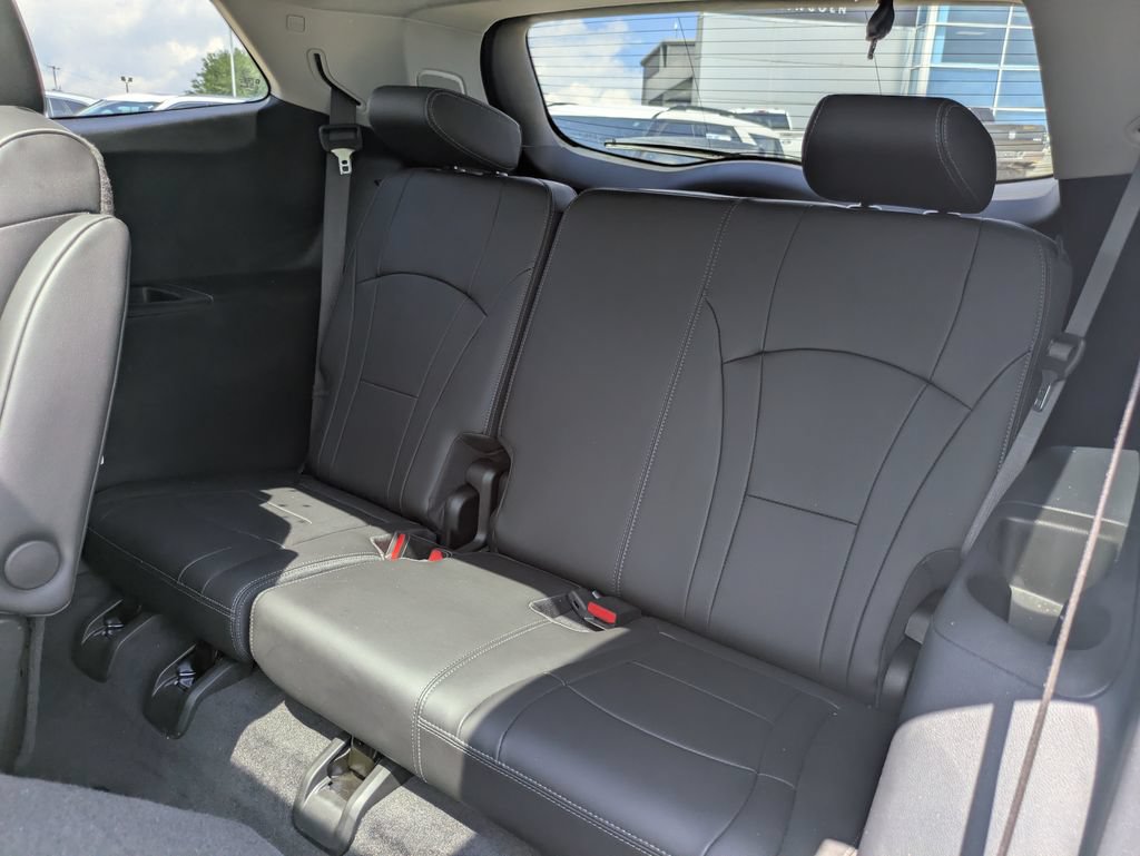 Used 2020 Buick Enclave Avenir w/ Avenir Technology Package AWD/4WD image 10