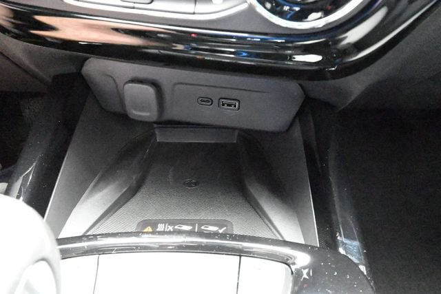 New 2026 Chevrolet Trax LT w/ Sunroof Package FWD image 34