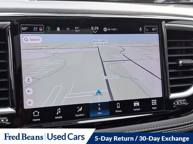 Used 2023 Chrysler Pacifica Limited FWD image 24