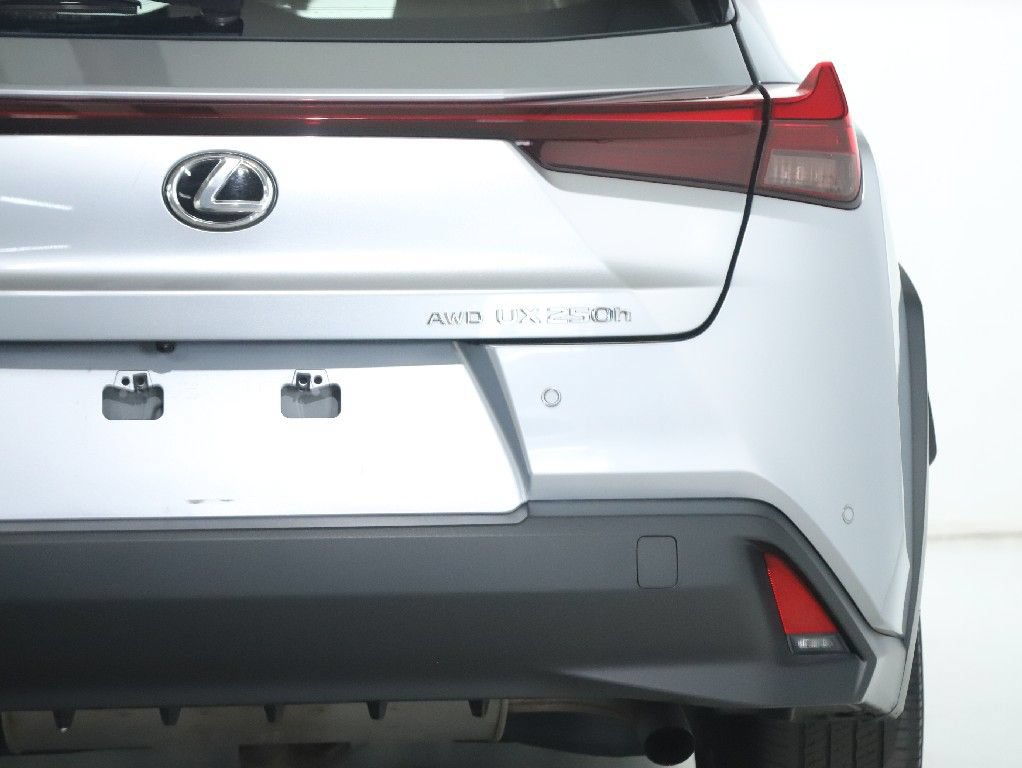 Used 2024 Lexus UX 250h AWD image 42