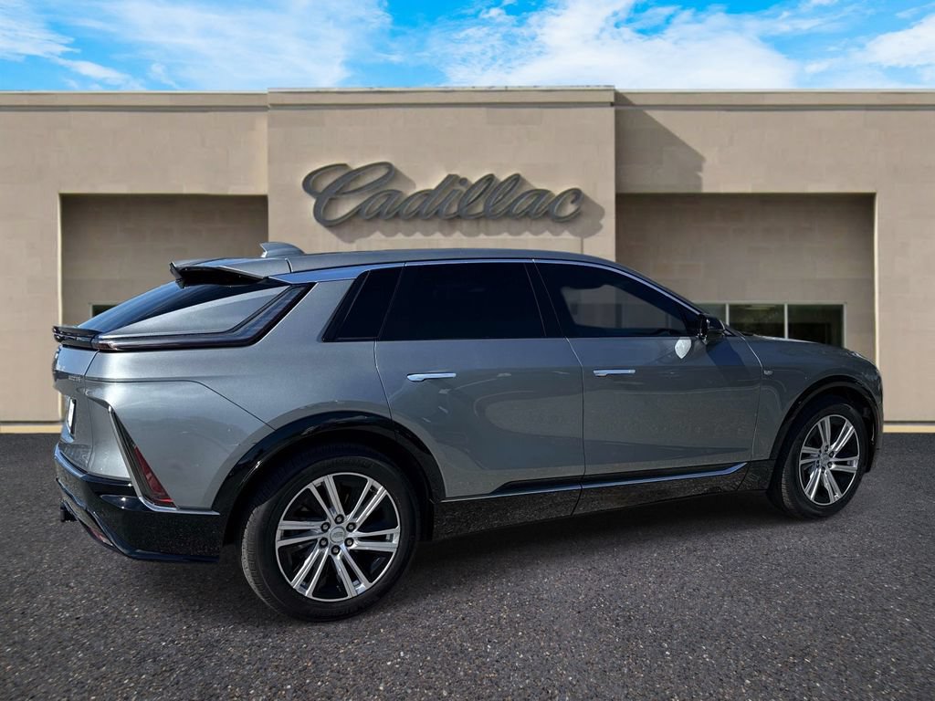 Certified 2024 Cadillac Lyriq Tech AWD/4WD image 2