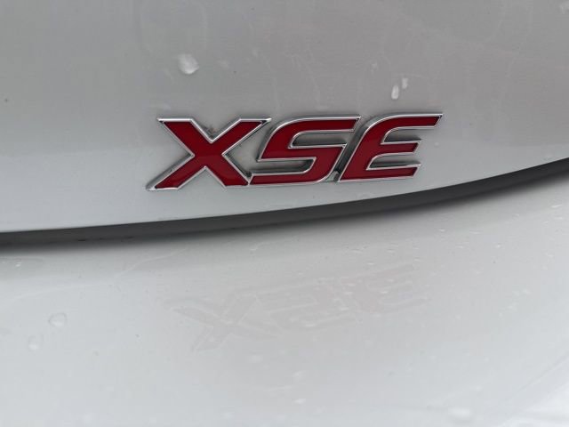 Used 2022 Toyota Corolla XSE image 9