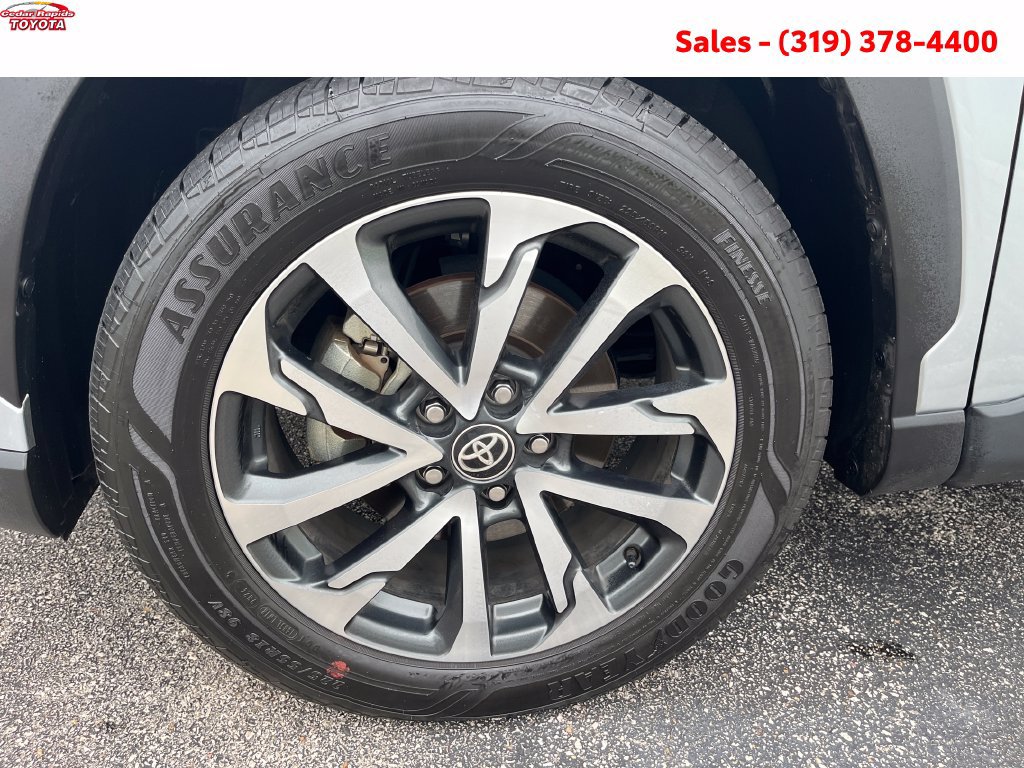 Certified 2024 Toyota Corolla Cross XLE w/ Convenience Package AWD/4WD image 12