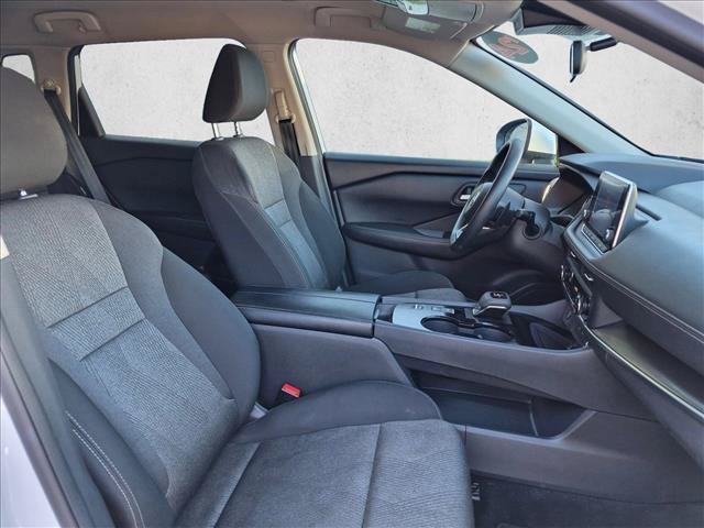 Used 2024 Nissan Rogue SV FWD image 19