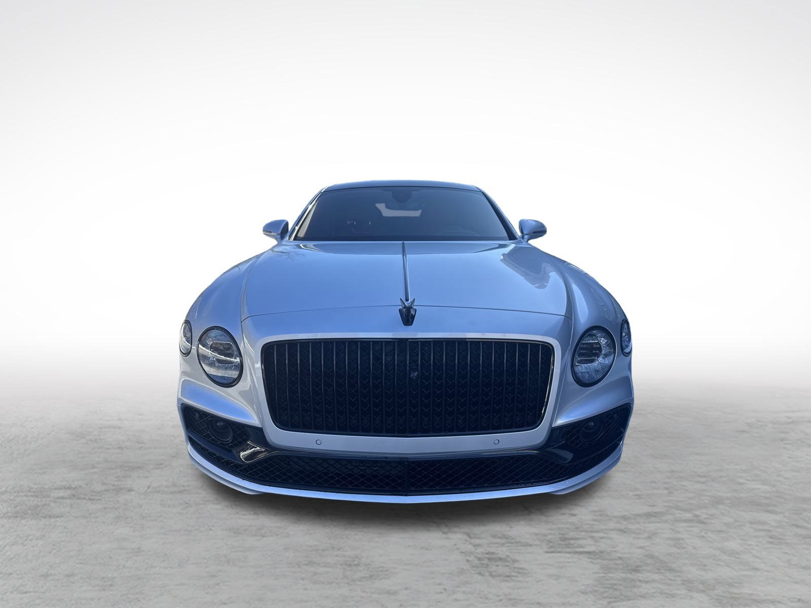 Used 2022 Bentley Flying Spur Plug-In Hybrid image 7