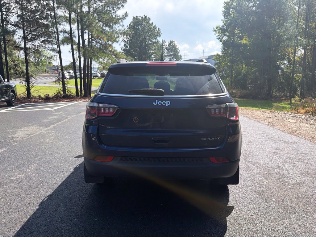 Used 2020 Jeep Compass Sport w/ Tech Group FWD image 7