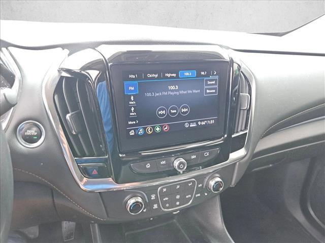 Used 2021 Chevrolet Traverse LT image 18