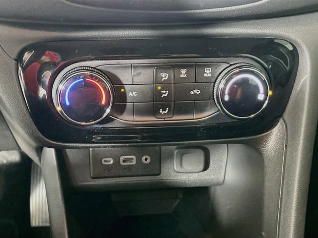 Used 2022 Buick Encore GX Preferred FWD image 16